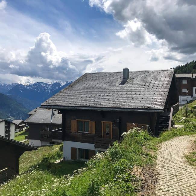 Ferienwohnung-Bettmeralp-Chalet-Gamma-02_1