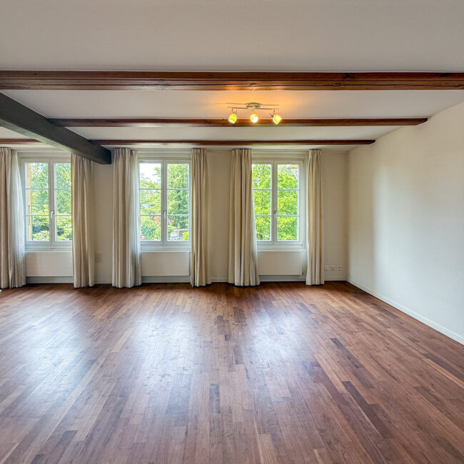 OG Grosses Zimmer 6