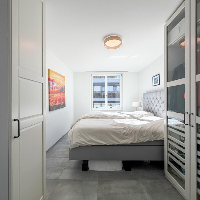 Schlafzimmer rechts 1